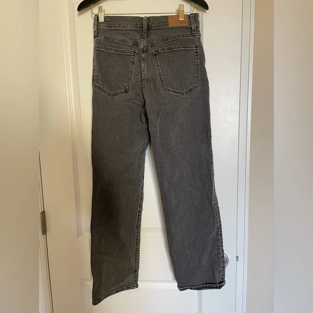 Madewell Straight Leg Jeans in Washed Black